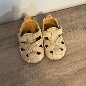 Baby shoes